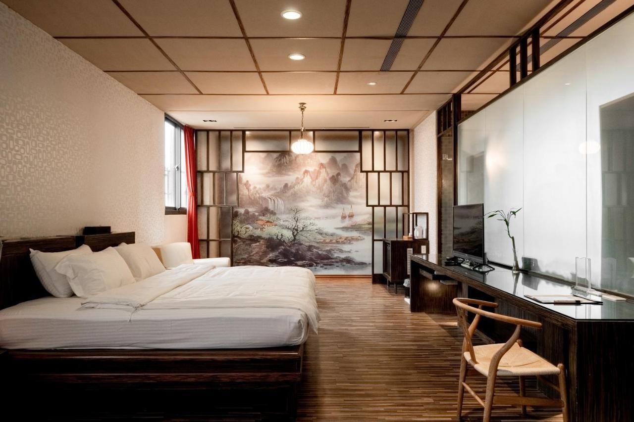 Tian Xia Ju Motel Yilan Exterior foto