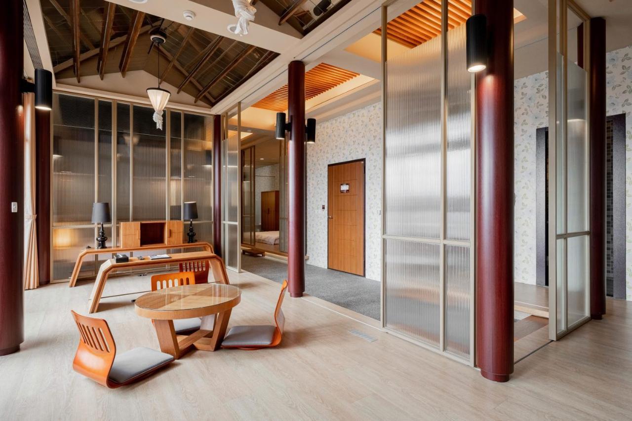 Tian Xia Ju Motel Yilan Exterior foto