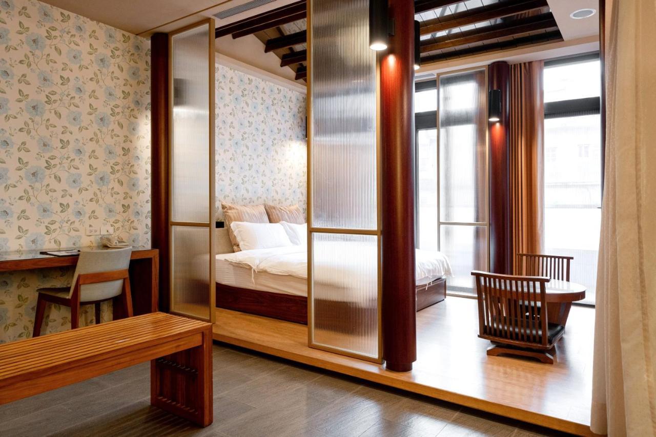 Tian Xia Ju Motel Yilan Exterior foto